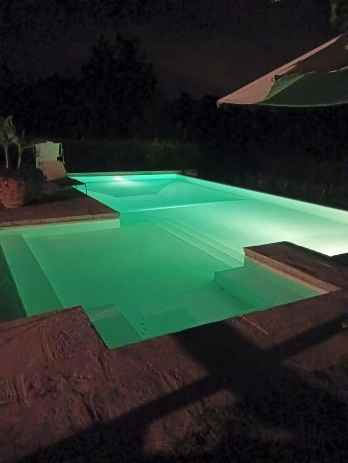 ויקיו Tuscan Hills - Stonehouse, Garden & Pool מראה חיצוני תמונה