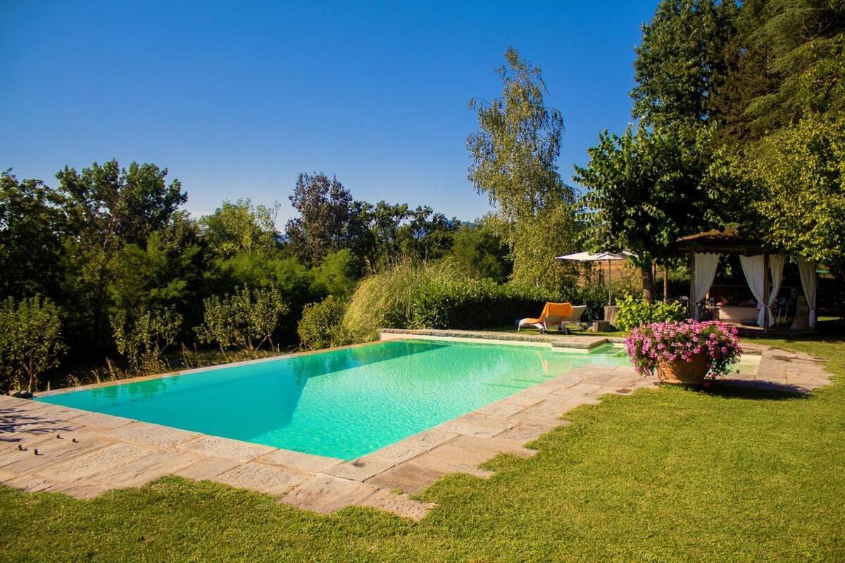 ויקיו Tuscan Hills - Stonehouse, Garden & Pool מראה חיצוני תמונה